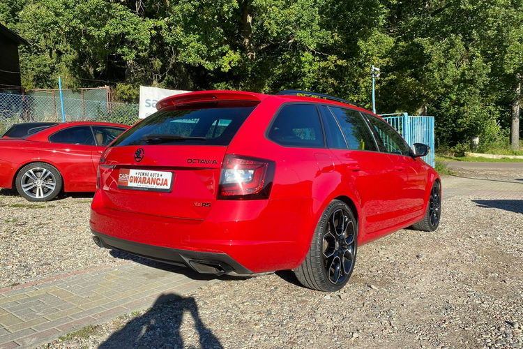 Skoda Octavia 2.0 tsi 240 KM kolor individual full opcja mały przebieg zdjęcie 4