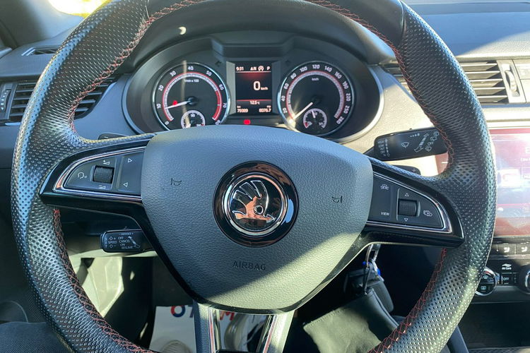 Skoda Octavia 2.0 tsi 240 KM kolor individual full opcja mały przebieg zdjęcie 52