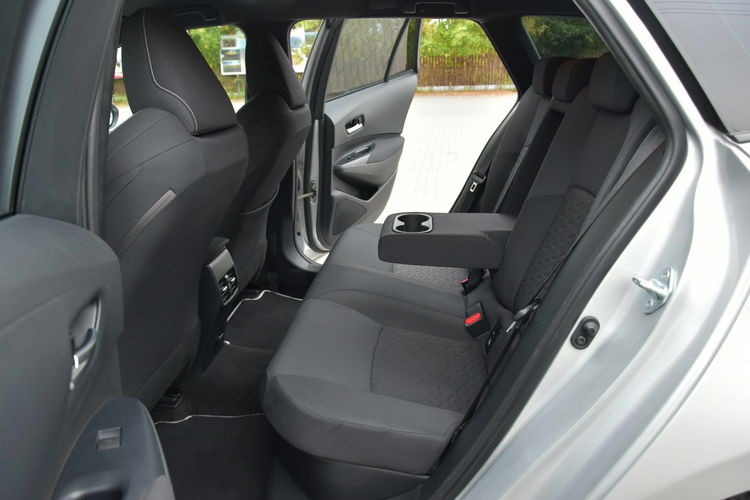 Toyota Corolla 1.8Hybrid 2021r. SALON Kamera FullLED Climatronic Virtual 66tkm zdjęcie 17