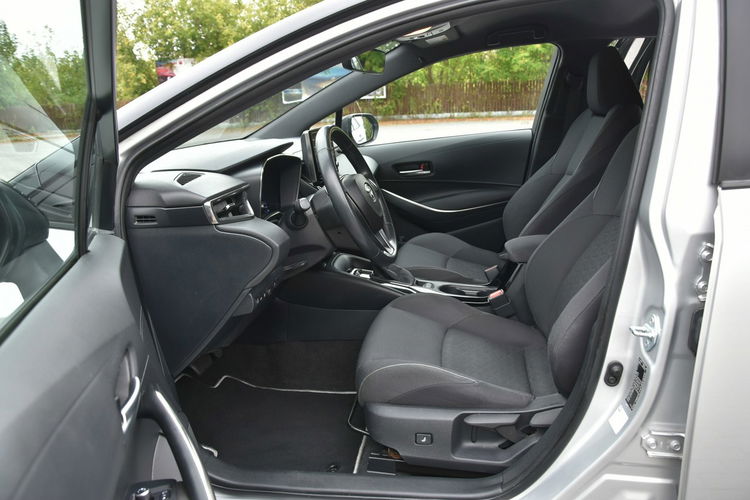 Toyota Corolla 1.8Hybrid 2021r. SALON Kamera FullLED Climatronic Virtual 66tkm zdjęcie 20