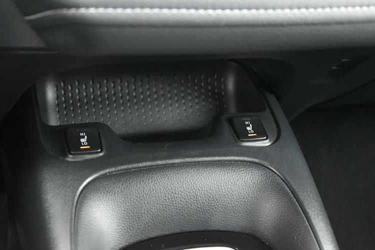 Toyota Corolla 1.8Hybrid 2021r. SALON Kamera FullLED Climatronic Virtual 66tkm zdjęcie 31
