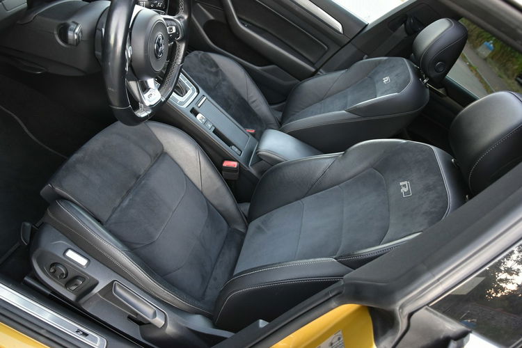 Volkswagen Arteon 4Motion 2.0TDi 239KM DSG 2019r. R-Line Kamera LEDy Panorama zdjęcie 24