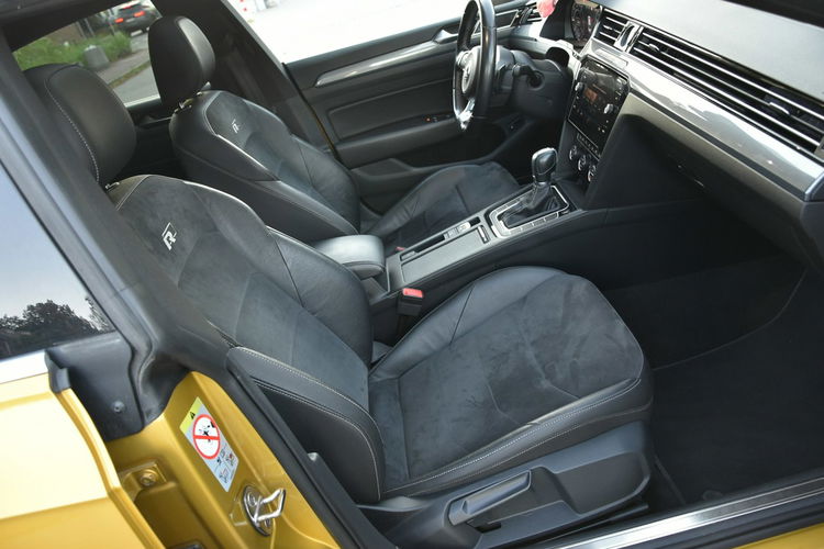 Volkswagen Arteon 4Motion 2.0TDi 239KM DSG 2019r. R-Line Kamera LEDy Panorama zdjęcie 26