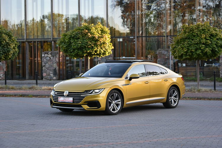 Volkswagen Arteon 4Motion 2.0TDi 239KM DSG 2019r. R-Line Kamera LEDy Panorama zdjęcie 4
