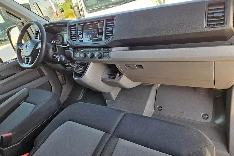 Volkswagen Crafter L4H2 109900zł NETTO Brygadówka 7 osób 2.0TDi/140KM zdjęcie 29
