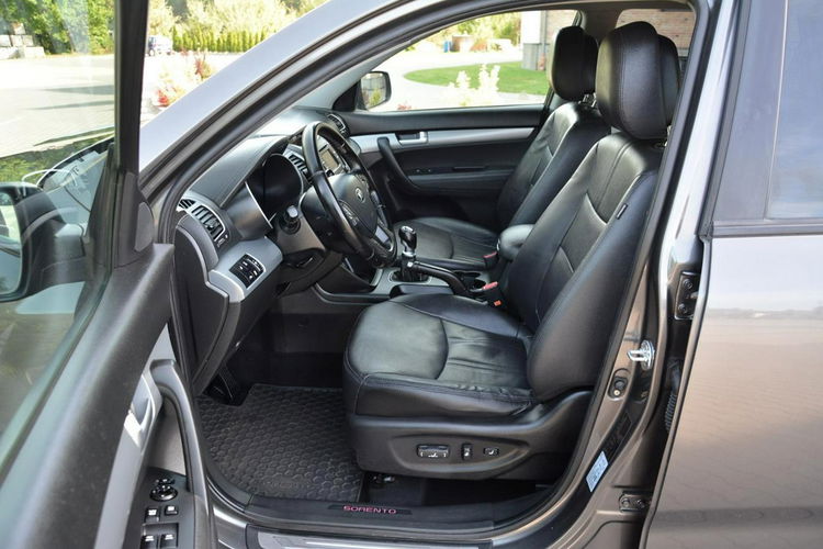 Kia Sorento Lift 4x4 Skóry Ledy bi-xenon Kamera Wentylacja Park Assist Hak zdjęcie 20