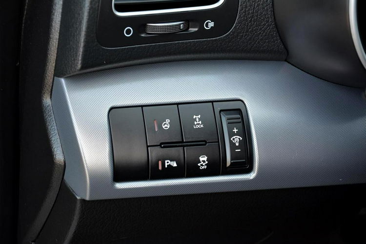 Kia Sorento Lift 4x4 Skóry Ledy bi-xenon Kamera Wentylacja Park Assist Hak zdjęcie 31