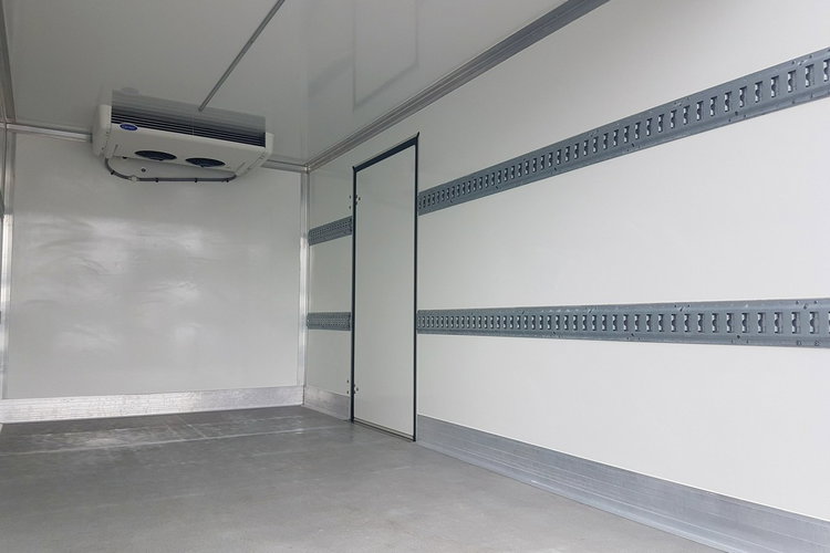 Renault Master 8EP CHŁODNIA 4.20x2.10x2.00 IZOTERMA AGREGAT CARRIER GRZANIE KLIMA zdjęcie 18