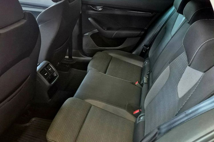 Skoda Octavia zdjęcie 14