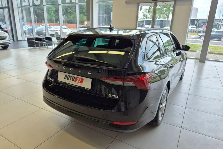 Skoda Octavia zdjęcie 4