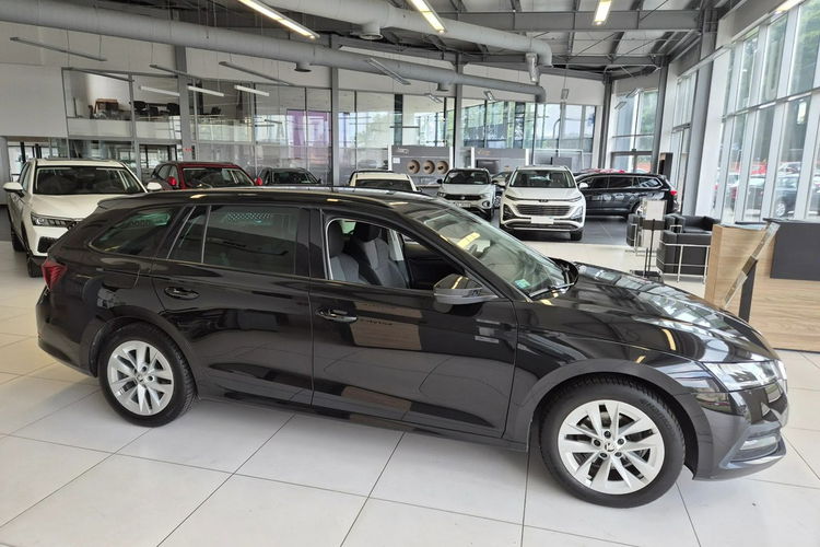 Skoda Octavia zdjęcie 2