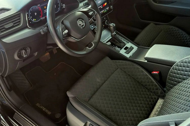 Skoda Superb zdjęcie 10