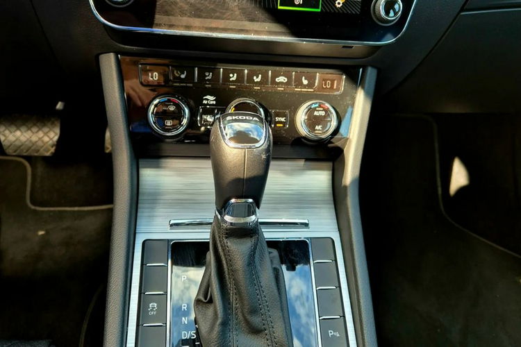 Skoda Superb zdjęcie 23