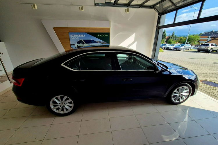Skoda Superb zdjęcie 8