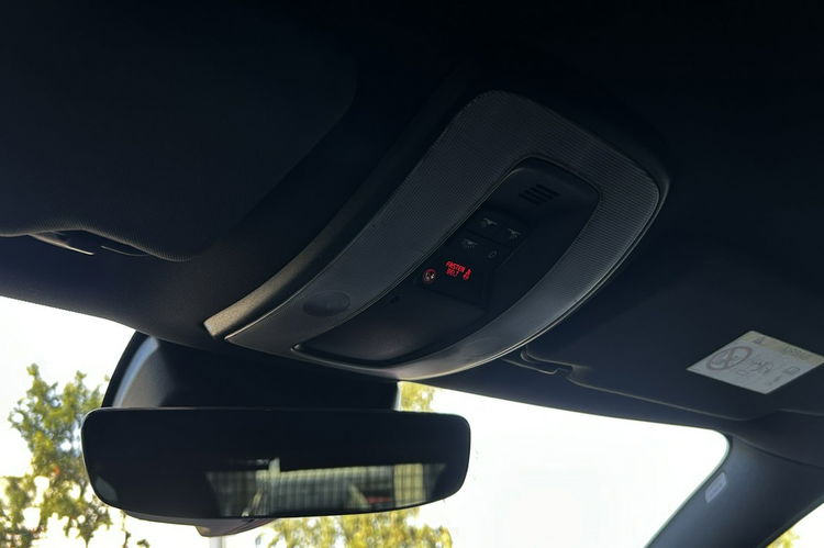 Volvo V60 Cross Country 2.0D 190KM Automat Skóry Navi Bixenon czarny sufit zdjęcie 11