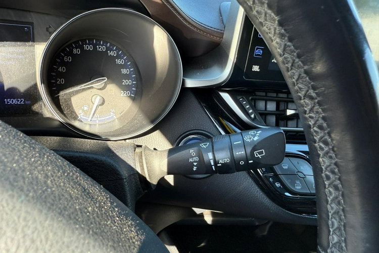 Toyota C-HR navi, automat, hybryda, zarejestrowana zdjęcie 25