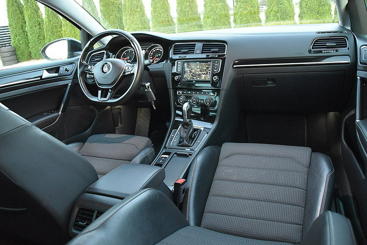 Volkswagen Golf 2.0tdi 150Km Xenon Pół-Skóra Led Navi Kamera Gwarancja zdjęcie 18