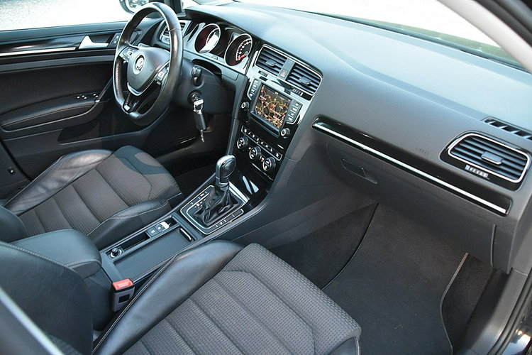 Volkswagen Golf 2.0tdi 150Km Xenon Pół-Skóra Led Navi Kamera Gwarancja zdjęcie 5