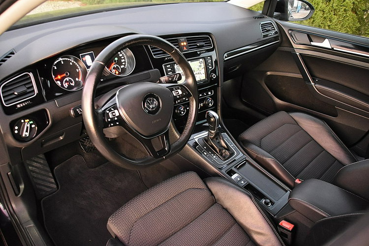 Volkswagen Golf 2.0tdi 150Km Xenon Pół-Skóra Led Navi Kamera Gwarancja zdjęcie 6