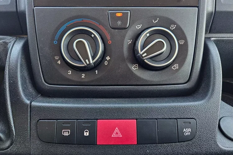 Citroen Jumper L3H2 64999zł NETTO 2.2HDi/165KM zdjęcie 26