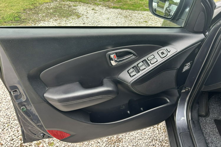 Hyundai ix35 zdjęcie 10