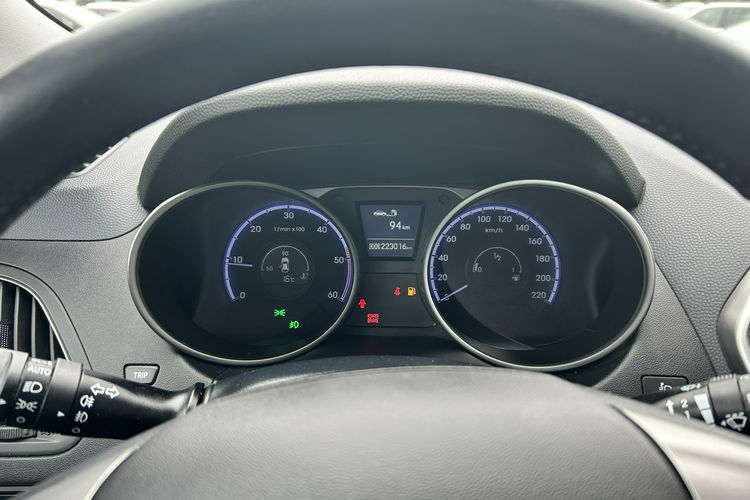 Hyundai ix35 zdjęcie 12