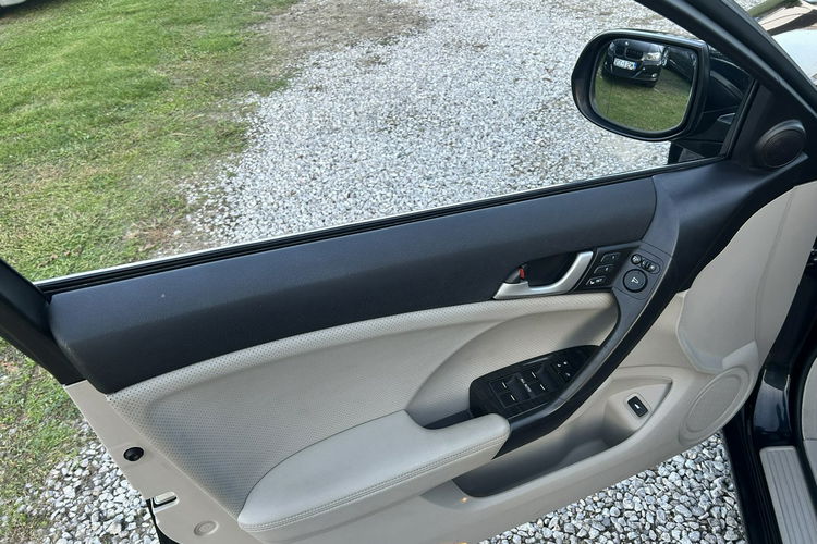 Honda Accord Super stan, zarejestrowany w Polsce zdjęcie 10