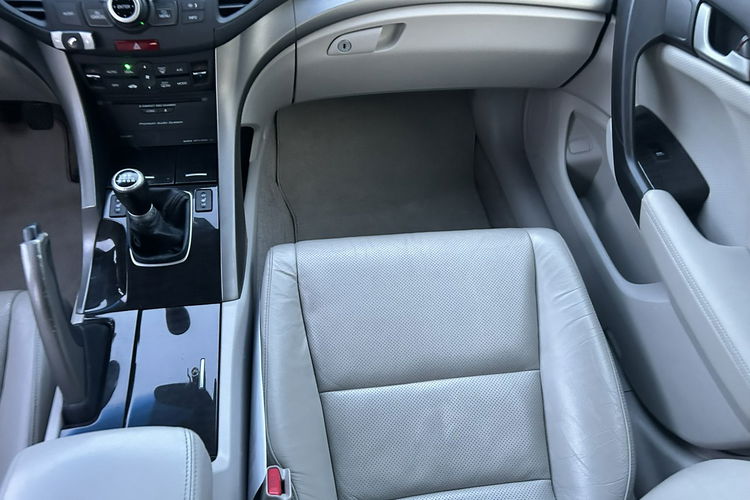 Honda Accord Super stan, zarejestrowany w Polsce zdjęcie 14