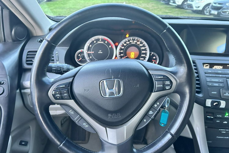 Honda Accord Super stan, zarejestrowany w Polsce zdjęcie 16