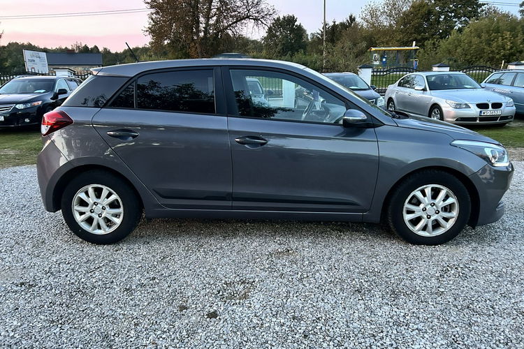 Hyundai i20 Super stan, zarejestrowany w Polsce zdjęcie 4