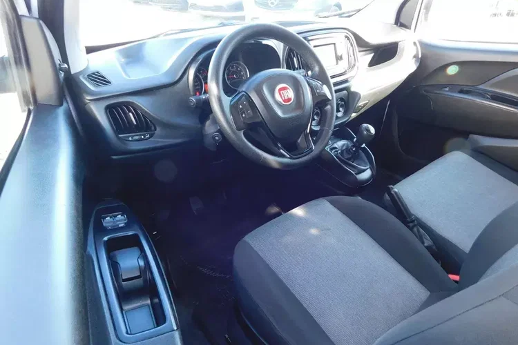 Fiat Doblo zdjęcie 6
