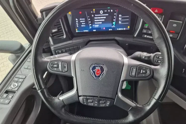 Scania R500A4X2NA zdjęcie 11