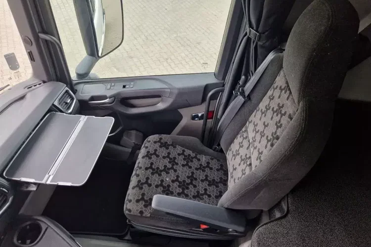 Scania R500A4X2NA zdjęcie 18