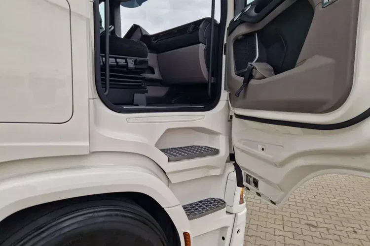 Scania R500A4X2NA zdjęcie 5