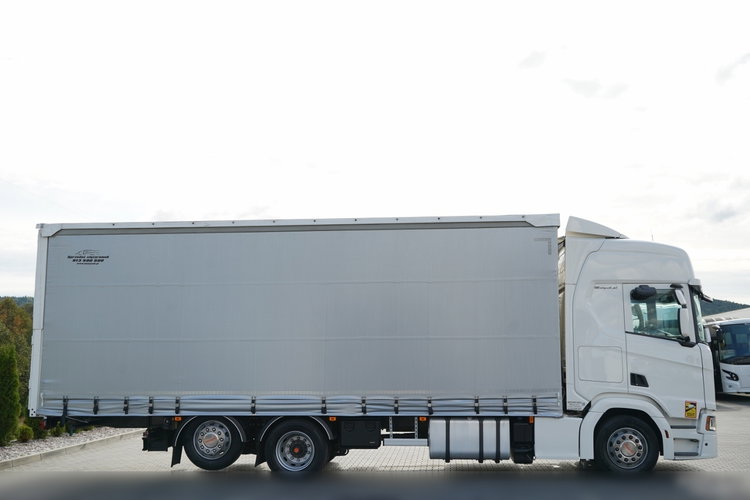 Scania R 450 / MEGA / 6x2 / FIRANKA - 8.2 m / SOLÓWKA / OŚ PODNOSZONA / MOCNA PODŁOGA / NAVI /  zdjęcie 7