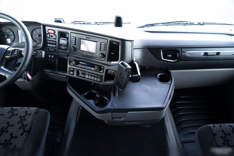 Scania R 450 / RETARDER / HYDRAULIKA / KLIMATYZACJA POSTOJOWA / ALUFELGI /  zdjęcie 30