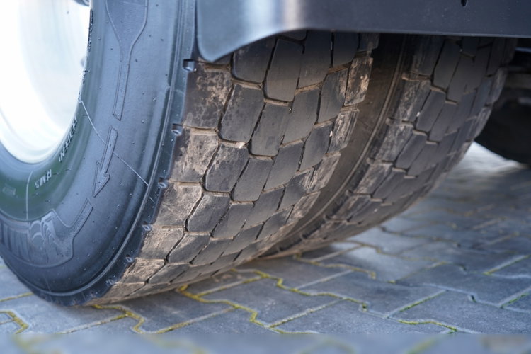 Scania R 450 / RETARDER / HYDRAULIKA / KLIMATYZACJA POSTOJOWA / ALUFELGI / zdjęcie 19