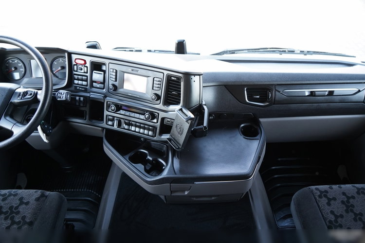 Scania R 450 / RETARDER / HYDRAULIKA / KLIMATYZACJA POSTOJOWA / ALUFELGI / zdjęcie 29