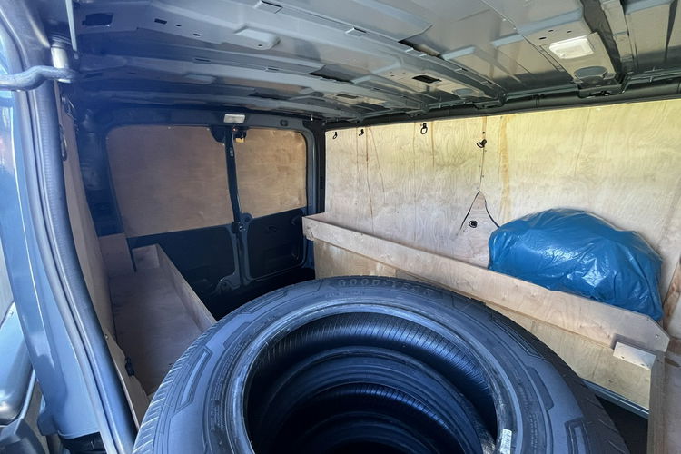 Renault Trafic Furgon L2H1 2.0/145KM Gwarancja Kamera Cofania Relingi Dachowe zdjęcie 10