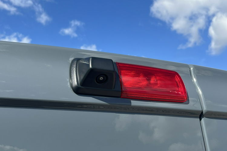 Renault Trafic Furgon L2H1 2.0/145KM Gwarancja Kamera Cofania Relingi Dachowe zdjęcie 20