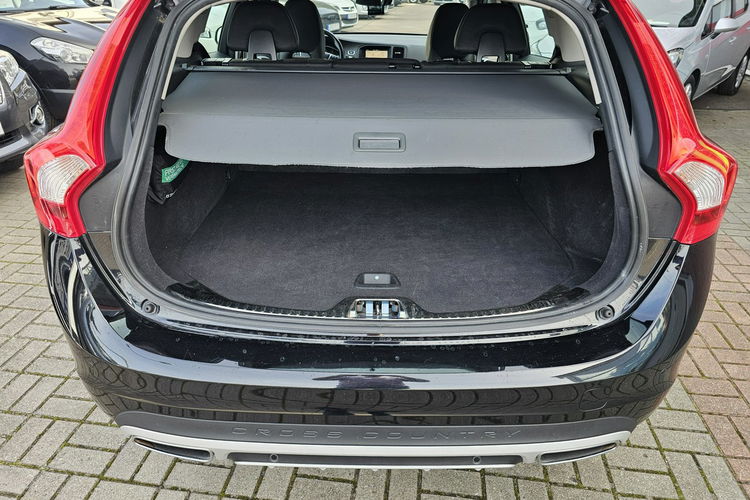 Volvo V60 Cross Country zdjęcie 24