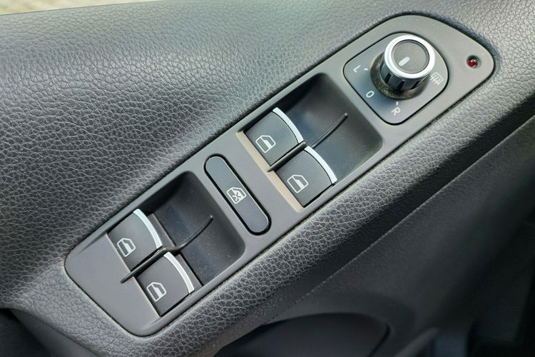 Volkswagen Tiguan 2.0 TDI Sport & Style 4motion + pełny serwis i oryginał lakier zdjęcie 12
