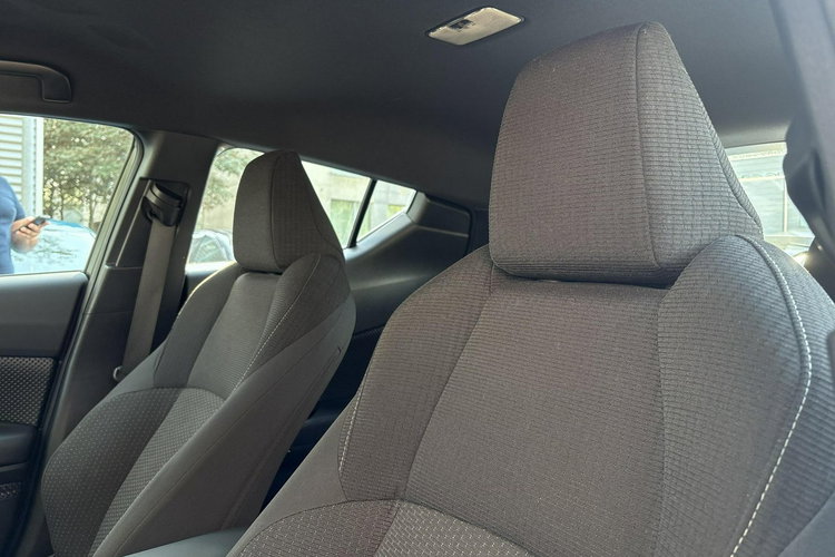 Toyota C-HR 1.8 HSD 122KM PREMIUM, salon Polska, gwarancja, FV23% zdjęcie 30