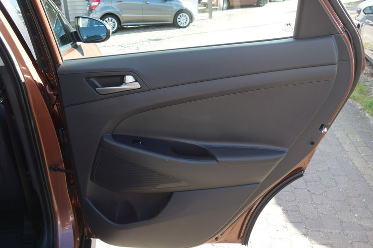 Hyundai Tucson ZAREJESTROWANY zdjęcie 16