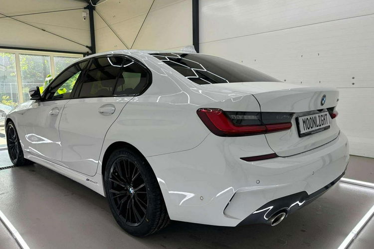 BMW 320 I Steptronic Navi Pro. Live Cockpit Full Opcja zdjęcie 7