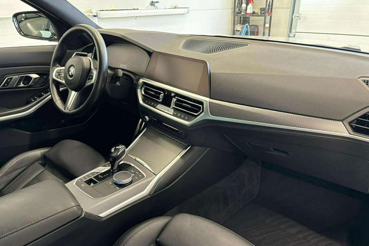 BMW 320 I Steptronic Navi Pro. Live Cockpit Full Opcja zdjęcie 8