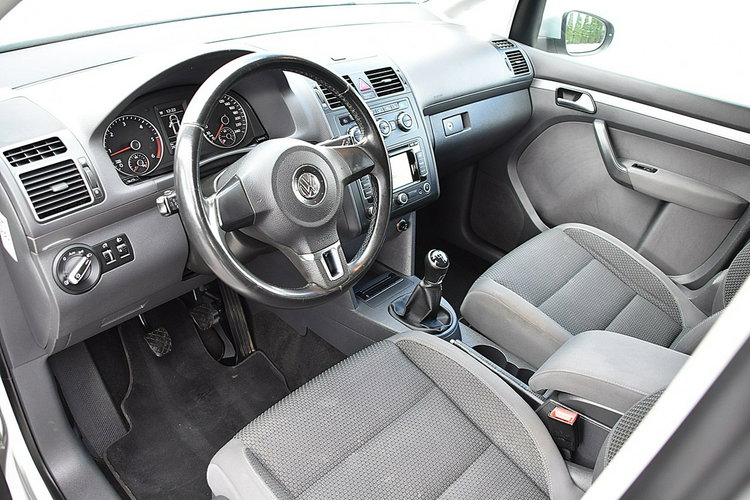Volkswagen Touran 2.0TDI 140Km 7-os Kamera Navi Gwarancja zdjęcie 5