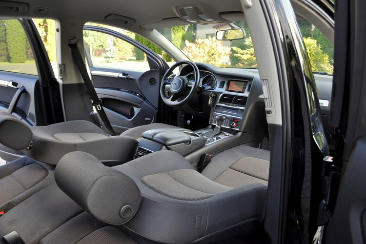 Audi Q7 3.0TDI(245KM) Lift Led Xenon Navi Kamera Bose I Wł Welur Alu19"ASO zdjęcie 23