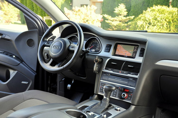 Audi Q7 3.0TDI(245KM) Lift Led Xenon Navi Kamera Bose I Wł Welur Alu19"ASO zdjęcie 25