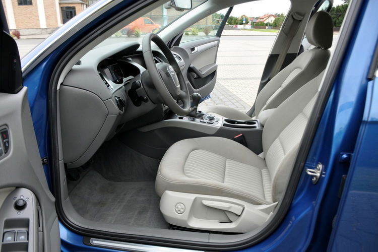 Audi A4 2.0T(211KM) 156tyś.km Quattro Xenon Led Navi Parktronik IWł Alu16"ASO zdjęcie 21